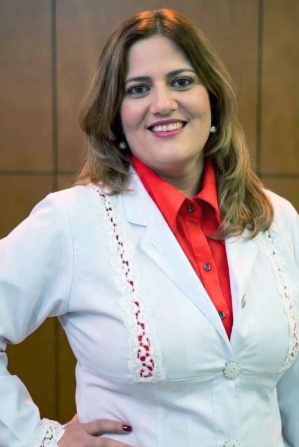 Dra. Michelle Menezes, médica psiquiatra